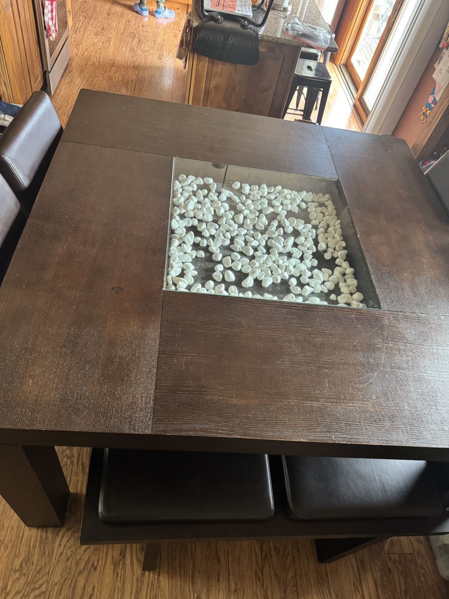 Dinning table 