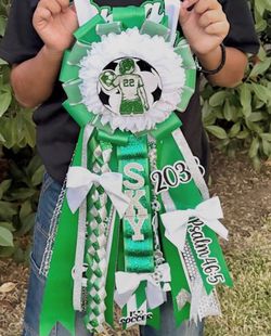 Custom Homecoming Mums