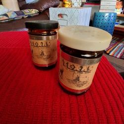 VINTAGE SET OF TEXAS SALT & AND PEPPER SHAKERS 