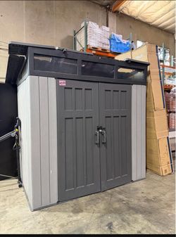 Suncast Resin Storage Shed 8.3 x 8.3