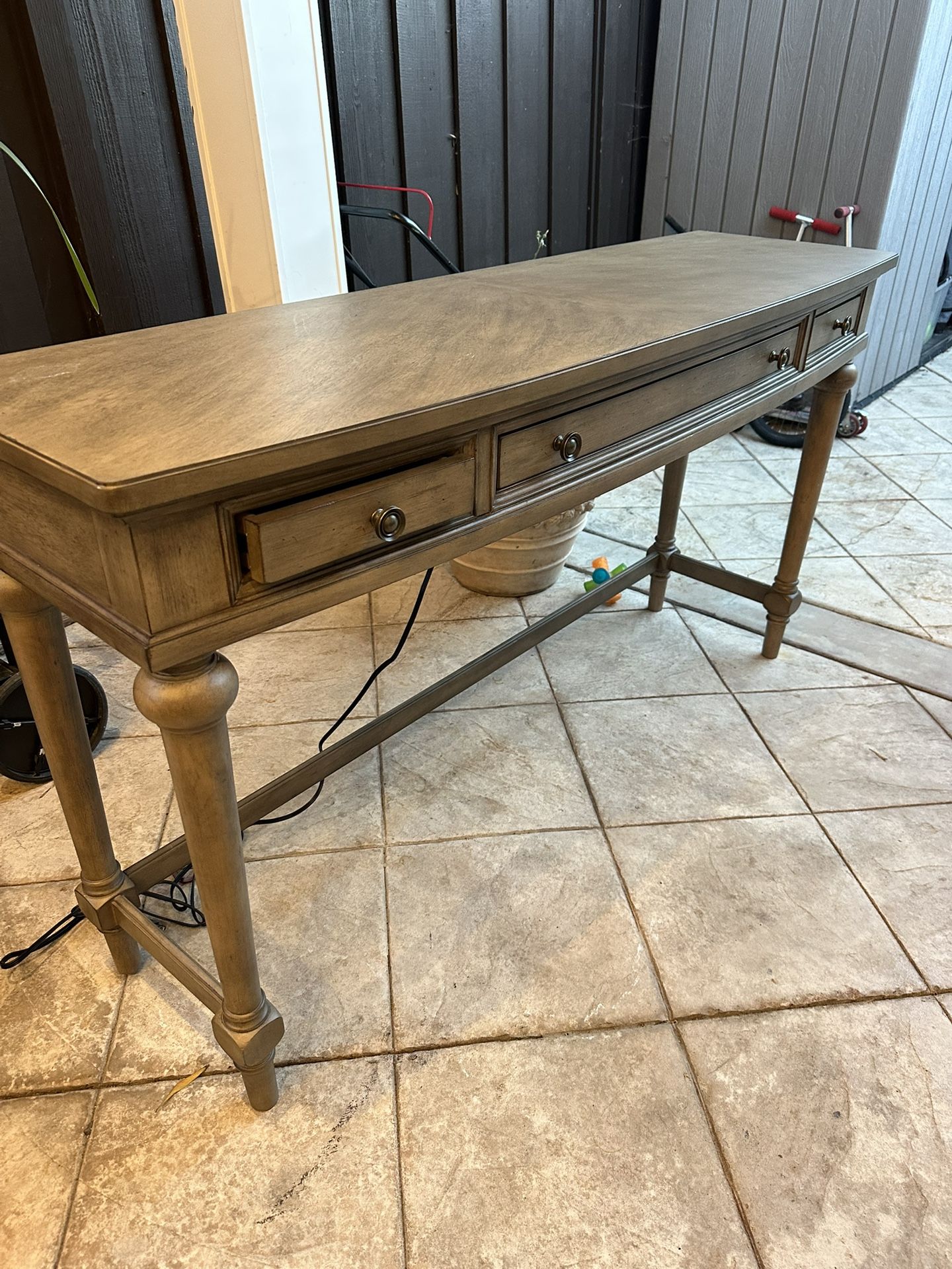 Console Table In Great Condition