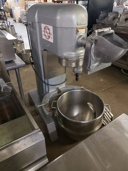 Hobart 80qt mixer