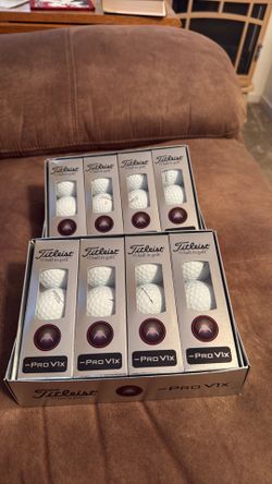 2 Doz New Titleist PRoV1x Left Dash Golf Balls