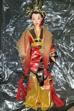 Disney Mulan Collector Doll