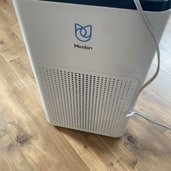 Moolan hepa air purifier 5 in one filtration.