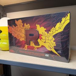 Pokemon Trading Card Game: Mega Battle Deck Mega Gengar ex or Mega Diancie ex (Styles May Vary)