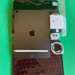 Apple IPad Air 4th Generation (10.9” Liquid Retina/ 2020 Model) 64GB with keyboard case, stylus pen & Accessories (256gb $439) 
