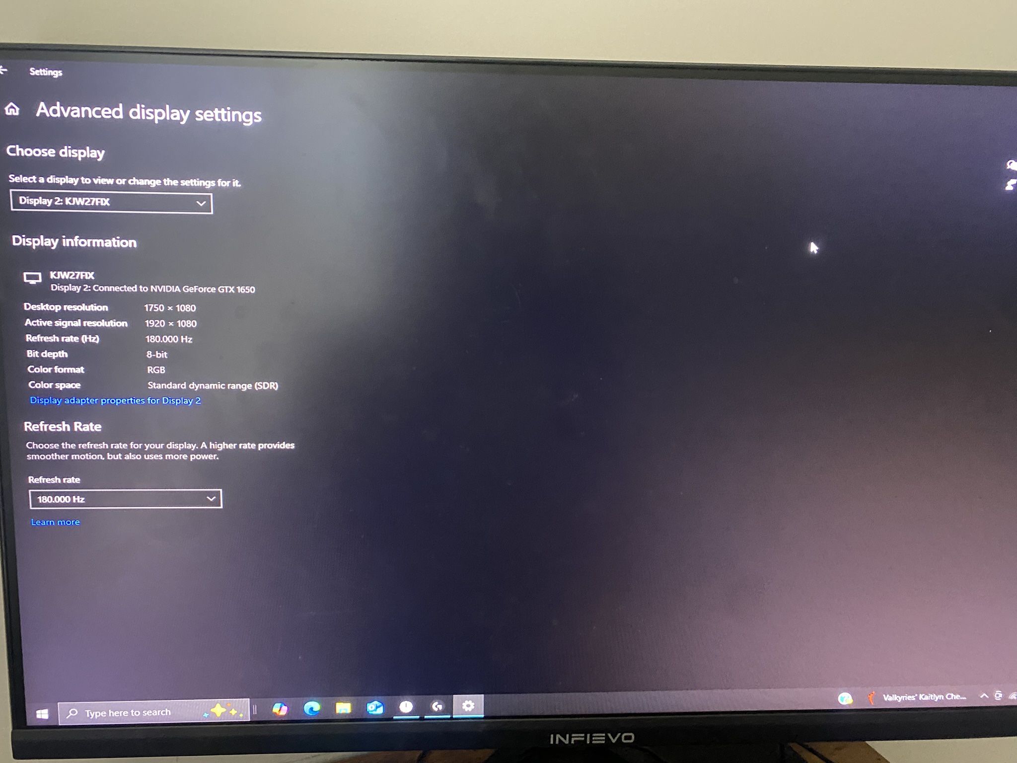 180 Hz Gaming Monitor 32 inch
