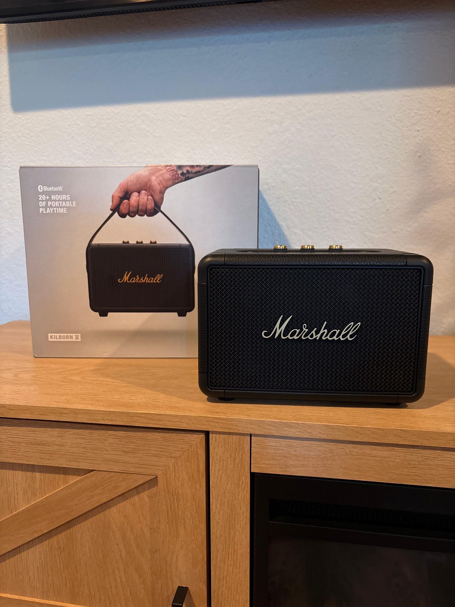 Marshall Kilburn II Portable Bluetooth Speaker Like New