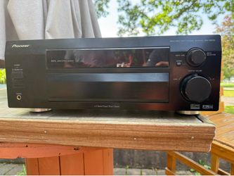 Pioneer VSX-D811S 6.1 / 7.1 Home Theater Receiver - Great Sound!