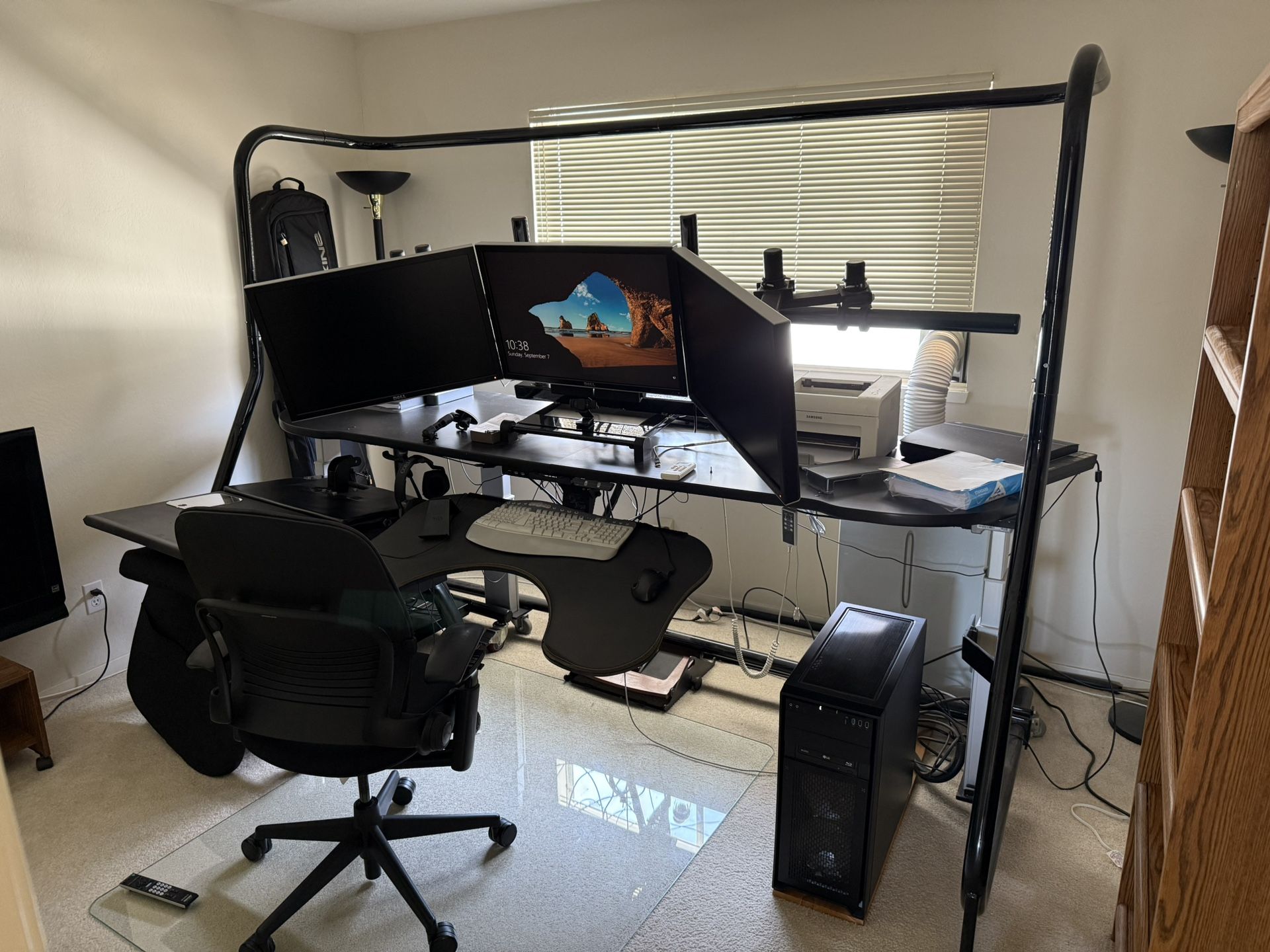 Gaming Desk Or Center 