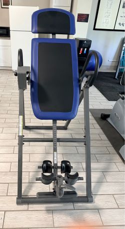Innova inversion table