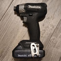 Makita Impact Drill Driver Battery Tool Set 
