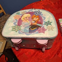 New Delux Disney  Colection Suitcase 