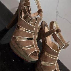 Woman Authentic Shoes 8.5sz