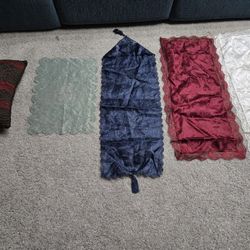 4 Table Runners