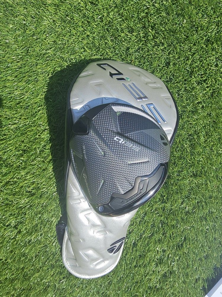 *MINT CONDITION* Qi35 MAX DRIVER 10.5° LOFT RIGHT HAND, REGULAR FLEX $350