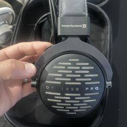 DT 1990 Pro Beyerdynamic Headphones 