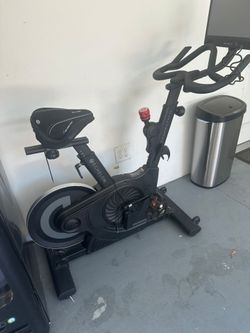 Echelon stationary bike $150