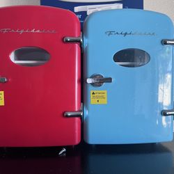 Retro Frigidaire Mini Fridge Coolers