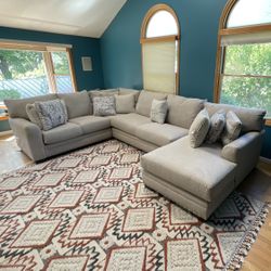 Sectional Sofa