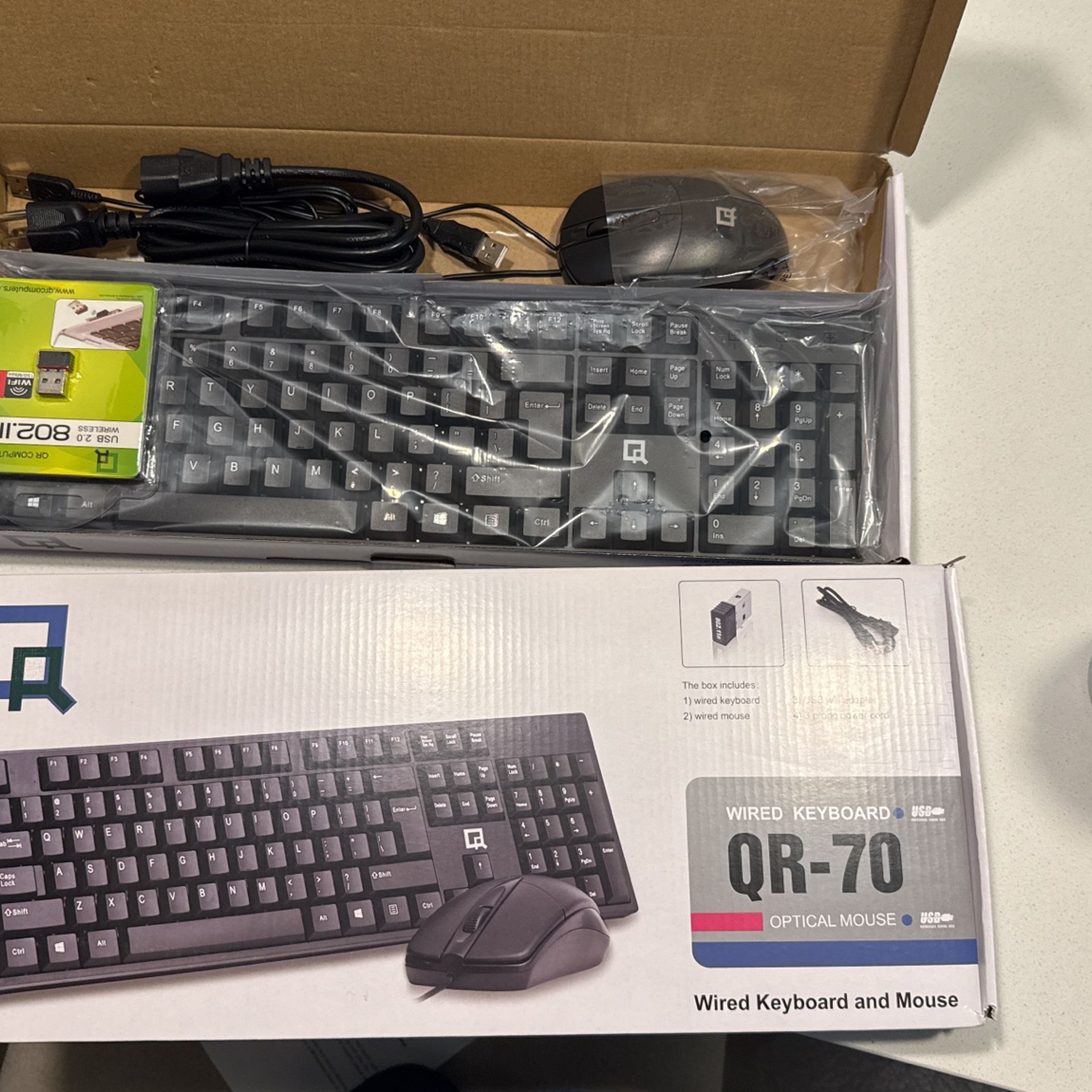 QR-70 Keyboard And Mouse (not Opened)