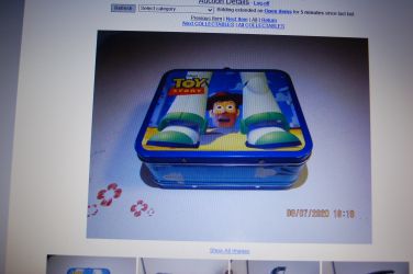 DISNEY`S TOY STORY LUNCH BOX, IN VERY GOOD CONDITION. A FEW SCRATCHES IN THE BLUE PAINT. SEE LAST PICTURE.