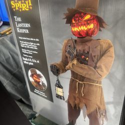 6 Ft 8 In The Lantern Keeper Animatronic Halloween