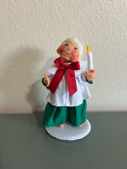 Annalee 2019 Choir Figurine Holding Candle 7”