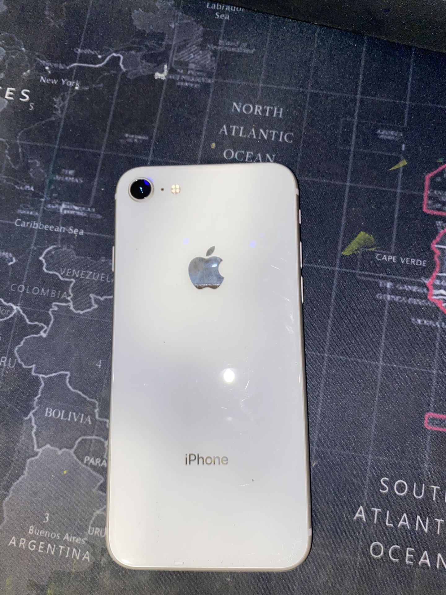 iPhone 8