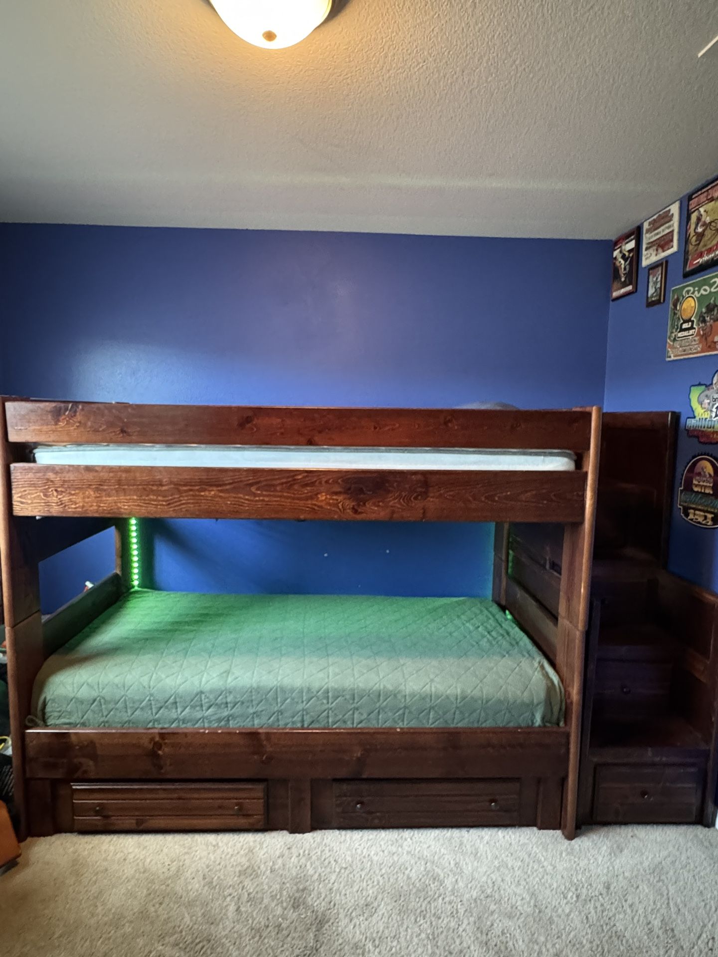 Twin Bunk Bed W/Mattresses 