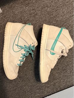 Nike Dunk High SE "First Use Pack - Green Noise"