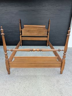 Vintage Wood Four Poster Bed Frame Full Size