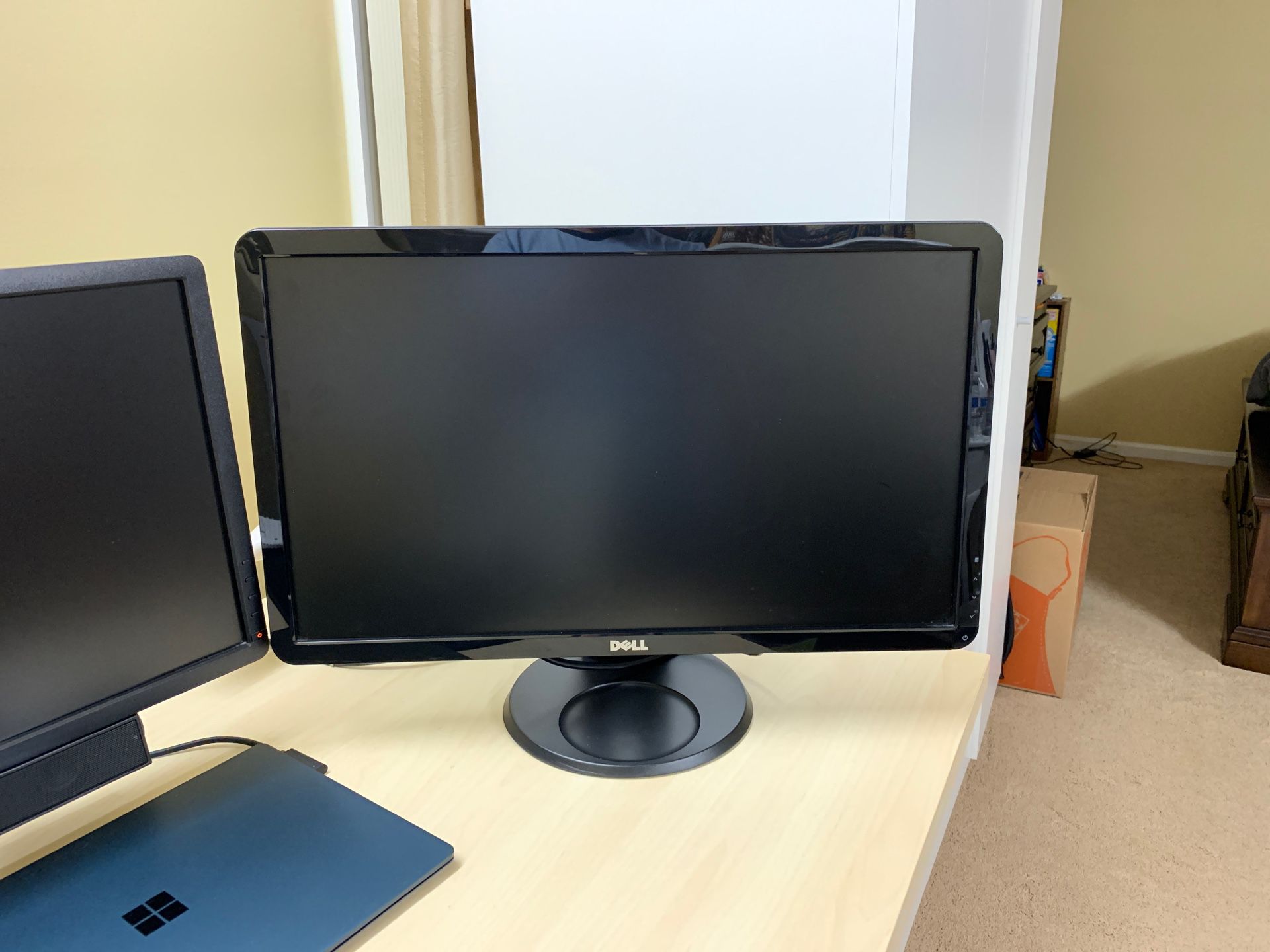 Excellent 24" Dell Monitor for sale