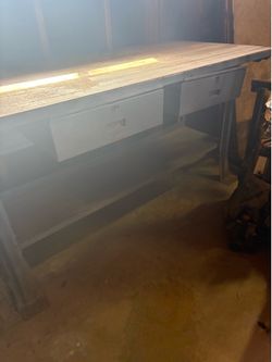 Metal workbench