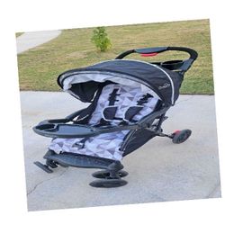 Kid Buggy Safe and Hip for Modern Family Life image both
