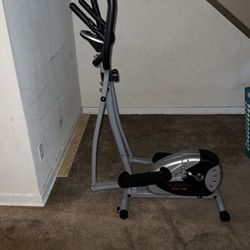 Sunny Health And Fitness Elliptical 
