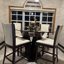 Dining Set Like New