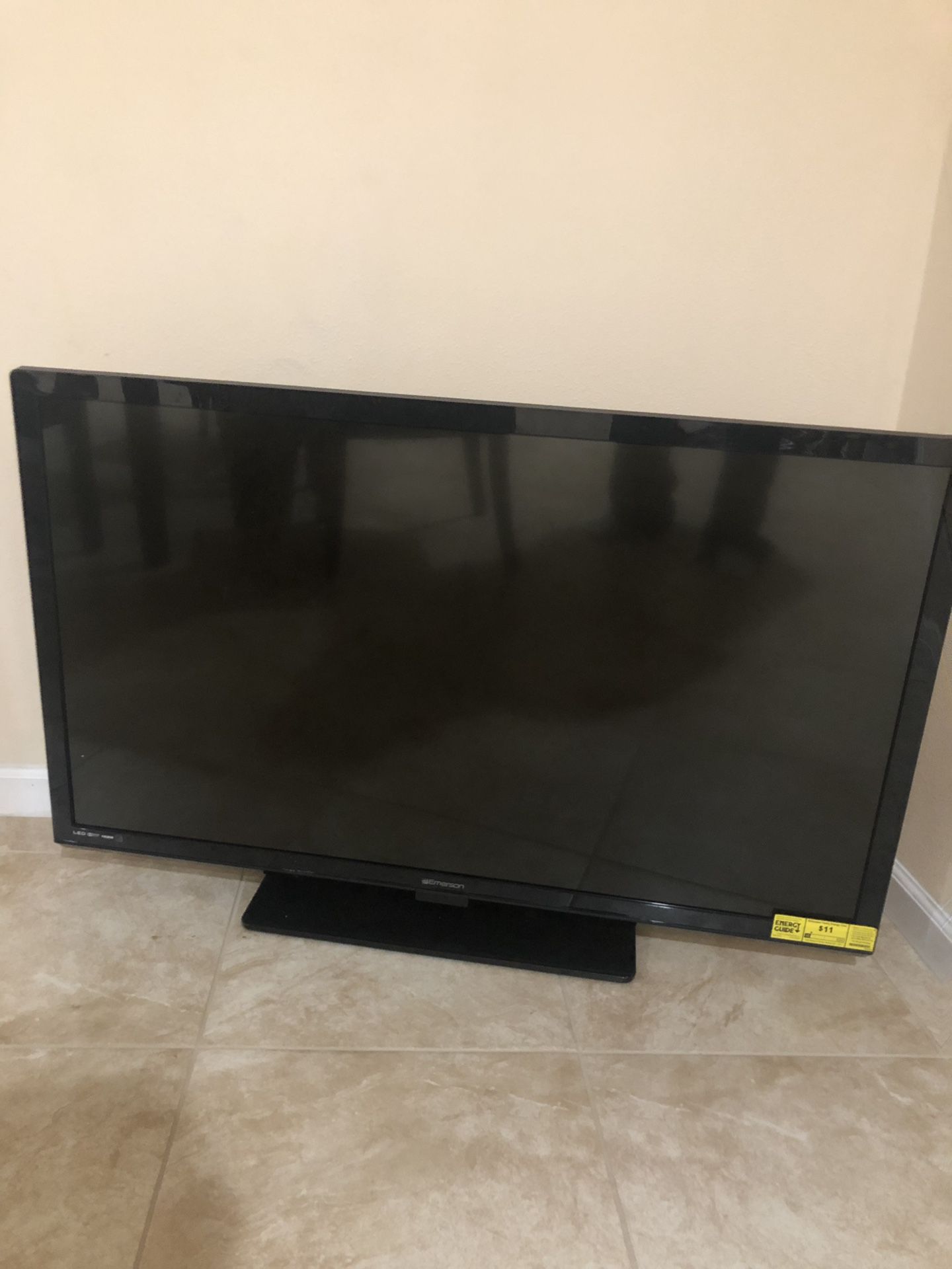50 inch Emerson tv with full motion mount