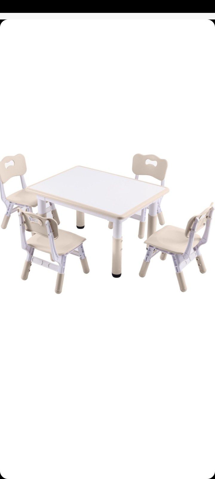 Doreroom Kids Table 