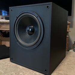 KLH Powered Subwoofer
