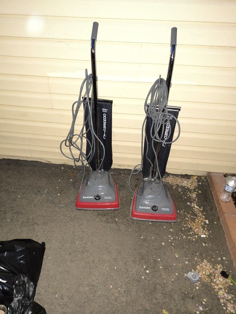 2 Commercial Vaccums