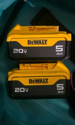 DeWalt 20V Max 5Ah Lithium-Ion Batteries (2-Pack)