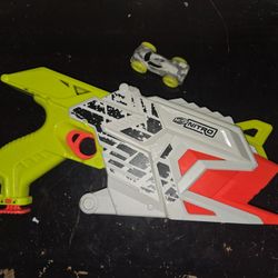 Nerf nitro foam car shooter