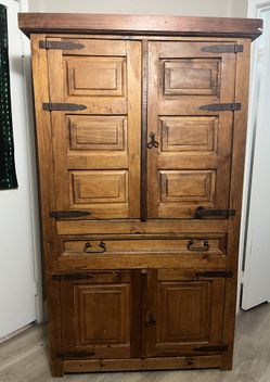 Spanish Baroque Cabinet Cupboard - Wood 