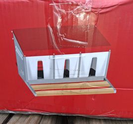 RentACoop Roll-Out Reversible Chicken Nesting Box Suite – 3 Compartment
