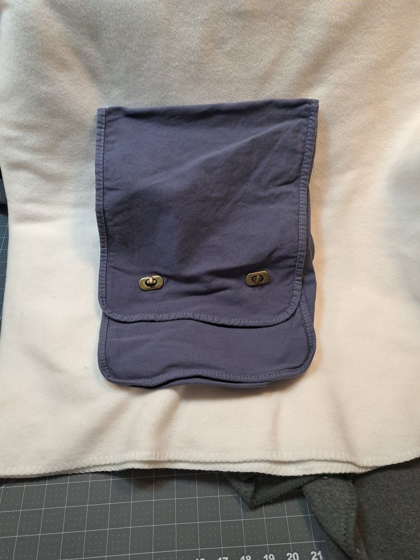 Canvas Messenger Bag