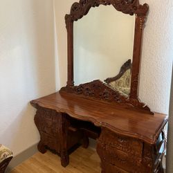 Solid Mohagany Vanity Dresser With Mirror $575 