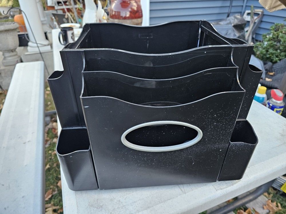 The Desk Apprentice Organizer by Staples & Trump Desk Organizer Swivel