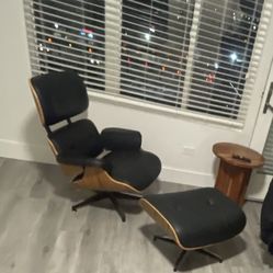 Lounge Chair and Ottoman BLK